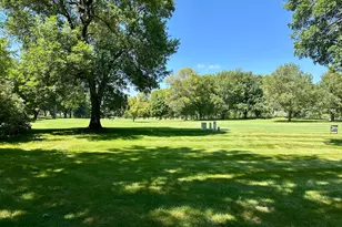 1015 Pershing Blvd, Worthington, MN 56187 - Photo 11