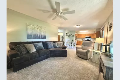 1015 Pershing Boulevard, Worthington, MN 56187 - Photo 19