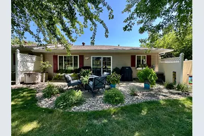 1015 Pershing Boulevard, Worthington, MN 56187 - Photo 7