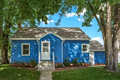 1315 10th Street E, Glencoe, MN 55336 - Photo 1