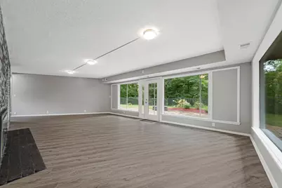 501 Seabury Lane, Faribault, MN 55021 - Photo 7