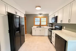 1202 N 5th St, Montevideo, MN 56265 - Photo 9