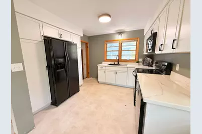 1202 N 5th Street, Montevideo, MN 56265 - Photo 11