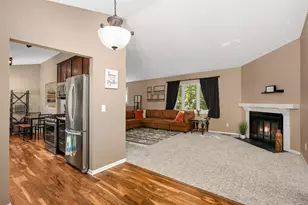 7321 Woodstock Curv, Bloomington, MN 55438 - Photo 11