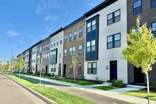 909 Mount Curve Blvd, Saint Paul, MN 55116 - Photo 1