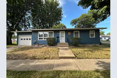 604 W Warren Street, Luverne, MN 56156 - Photo 1