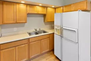 2015 Pleasant Ave, Minneapolis, MN 55404 - Photo 51