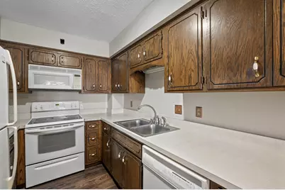 2671 Sumac Ridge, White Bear Lake, MN 55110 - Photo 5