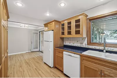 3672 Rustic Place, Shoreview, MN 55126 - Photo 5