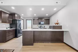 6270 21st St S, Fargo, ND 58104 - Photo 11