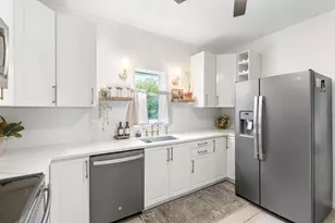 511 W 7th St, Red Wing, MN 55066 - Photo 1