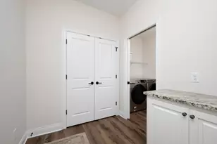 637 Maple Ct, New Richmond, WI 54017 - Photo 23