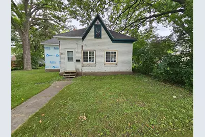 111 Markley Avenue S, Thief River Falls, MN 56701 - Photo 1