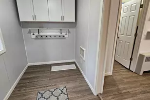 111 Markley Ave S, Thief River Falls, MN 56701 - Photo 11