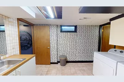 2404 8th Avenue SW, Austin, MN 55912 - Photo 77