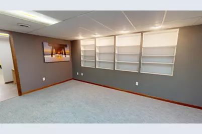 2404 8th Avenue SW, Austin, MN 55912 - Photo 61