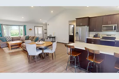 305 1st Street SW, Geneva, MN 56035 - Photo 17