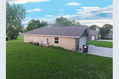 305 1st Street SW, Geneva, MN 56035 - Photo 37