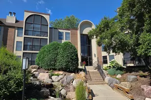 9500 Collegeview Rd, Bloomington, MN 55437 - Photo 1