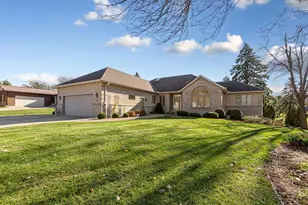 1031 Cherry St, Owatonna, MN 55060 - Photo 1