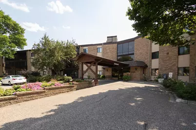 2680 Oxford Street N #141, Roseville, MN 55113 - Photo 1