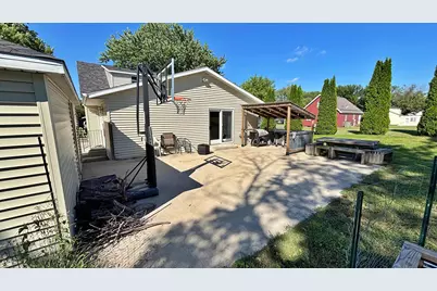 611 W Lincoln Street, Springfield, MN 56087 - Photo 9