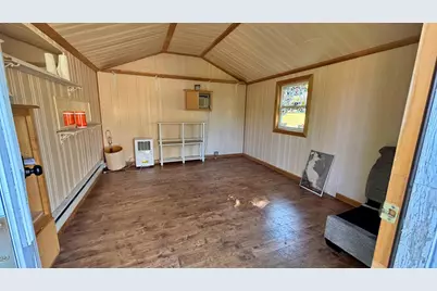 611 W Lincoln Street, Springfield, MN 56087 - Photo 11