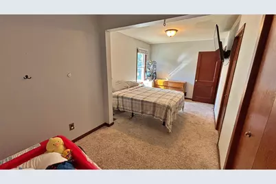 611 W Lincoln Street, Springfield, MN 56087 - Photo 27