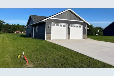 1003 8th Avenue NW, Perham, MN 56573 - Photo 7