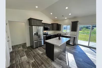 1003 8th Avenue NW, Perham, MN 56573 - Photo 3