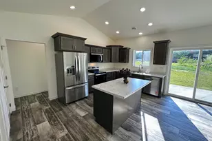 1003 8th Ave NW, Perham, MN 56573 - Photo 3