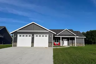 1003 8th Ave NW, Perham, MN 56573 - Photo 7
