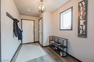 1001 9th St SE, Barnesville, MN 56514 - Photo 5