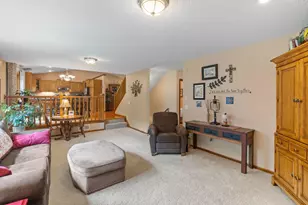 810 E 7th St, Litchfield, MN 55355 - Photo 11