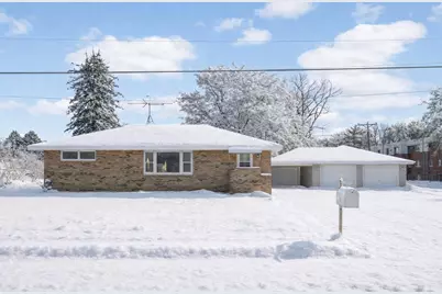 801 8th Street, Farmington, MN 55024 - Photo 1