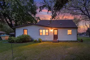 7181 Lakeview Dr, Circle Pines, MN 55014 - Photo 1