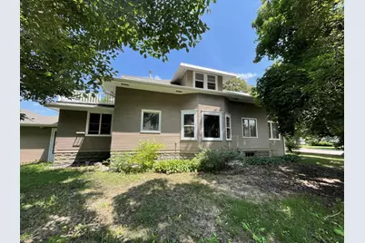 1011 6th Avenue, Mountain Lake, MN 56159 - Photo 5