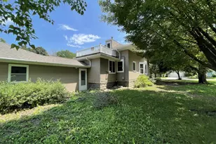 1011 6th Ave, Mountain Lake, MN 56159 - Photo 7