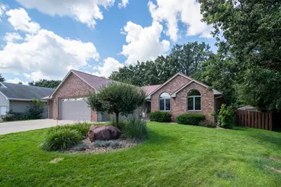 206 Woodhaven Lane, Mankato, MN 56001 - Photo 1