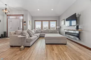 6511 Osgood Parkwy S, Fargo, ND 58104 - Photo 9