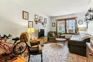 978 Grand Ave, Saint Paul, MN 55105 - Photo 7