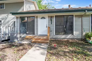 2604 Shenandoah Ln N, Plymouth, MN 55447 - Photo 1