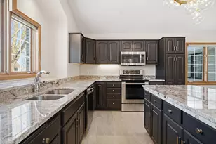 1162 Lakewood Dr S, Maplewood, MN 55119 - Photo 27