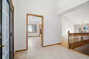 1162 Lakewood Dr S, Maplewood, MN 55119 - Photo 21