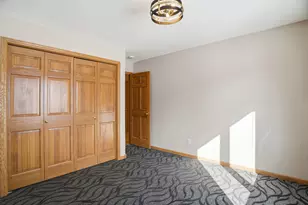 1162 Lakewood Dr S, Maplewood, MN 55119 - Photo 53