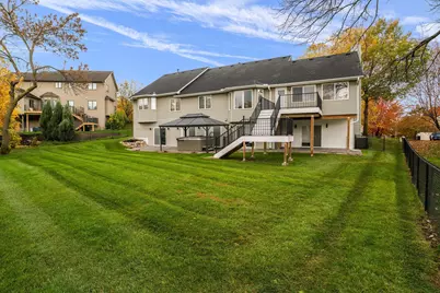 1162 Lakewood Drive S, Maplewood, MN 55119 - Photo 9