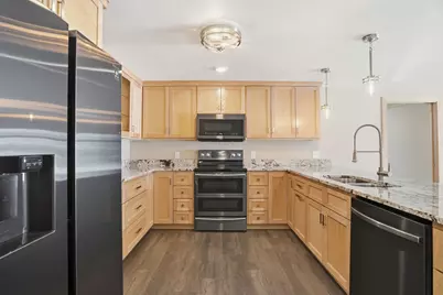 1162 Lakewood Drive S, Maplewood, MN 55119 - Photo 59