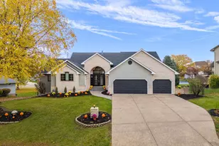 1162 Lakewood Dr S, Maplewood, MN 55119 - Photo 13