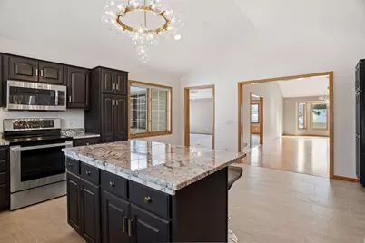 1162 Lakewood Drive S, Maplewood, MN 55119 - Photo 29