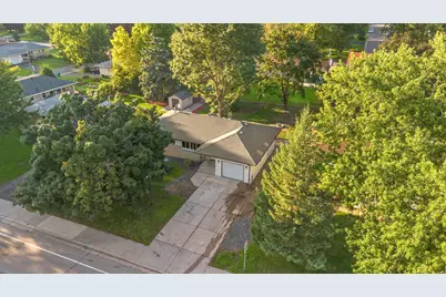 6602 36th Avenue N, Crystal, MN 55427 - Photo 33